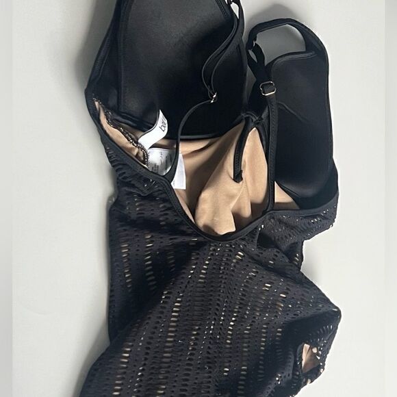 BAR III Plunging Crochet One-Piece Swimsuit Black Nude Lined Pull On New M - Picture 9 of 11